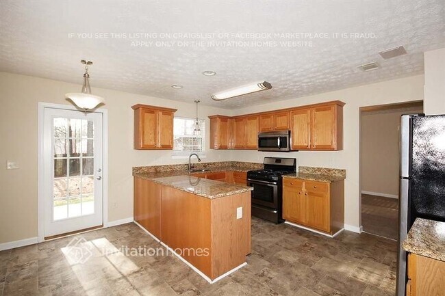 Foto del edificio - 3925 Bradford Walk Trail