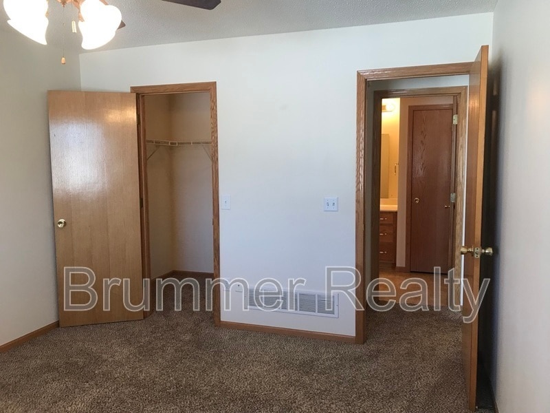 5584 154th Ln NW, Ramsey, MN 55303 Townhome Rentals in Ramsey MN