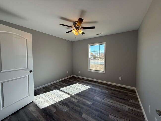 Foto del edificio - New construction - 3 bedroom, 2 bath home for lease outside of Poplar Bluff