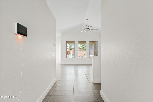Building Photo - 3373 E Flamingo Ct