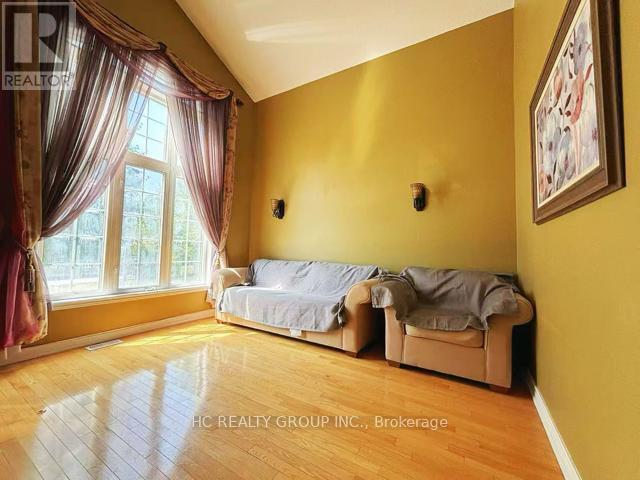Building Photo - 96 Morisot Ave