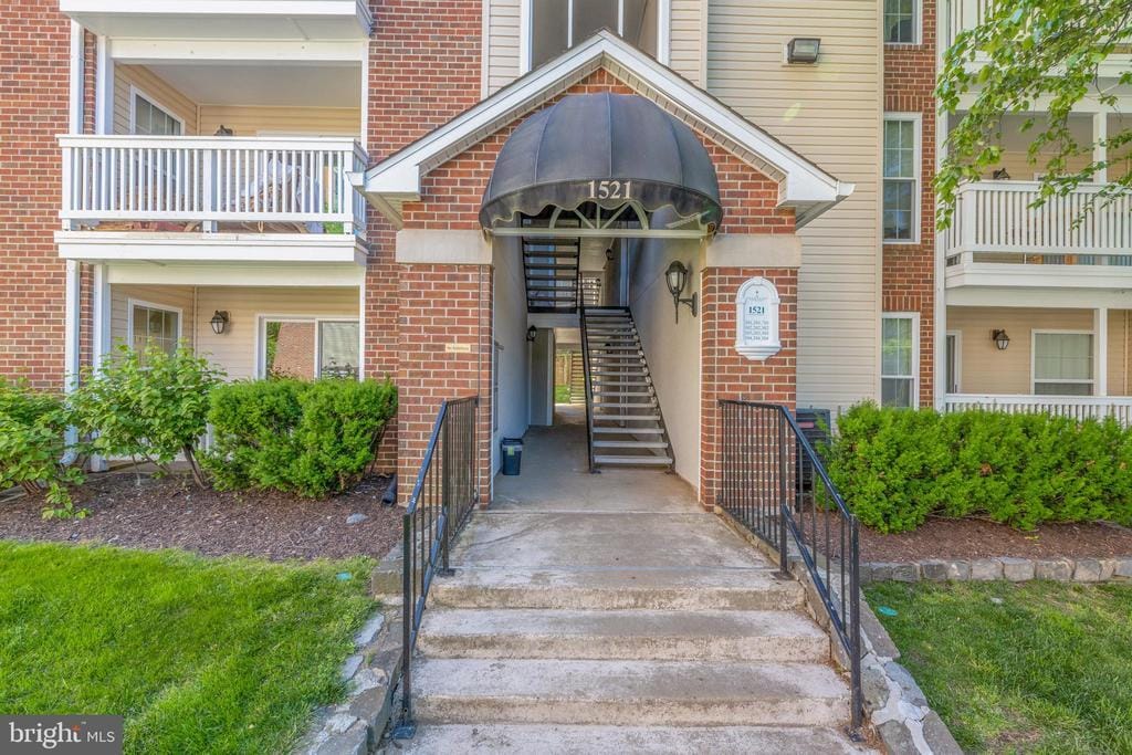 Primary Photo - 1521 Lincoln Way