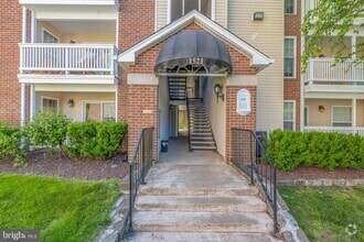 Building Photo - 1521 Lincoln Way