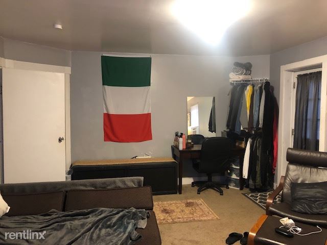 Foto del edificio - 5 br, 3 bath House - 3325 Ward St