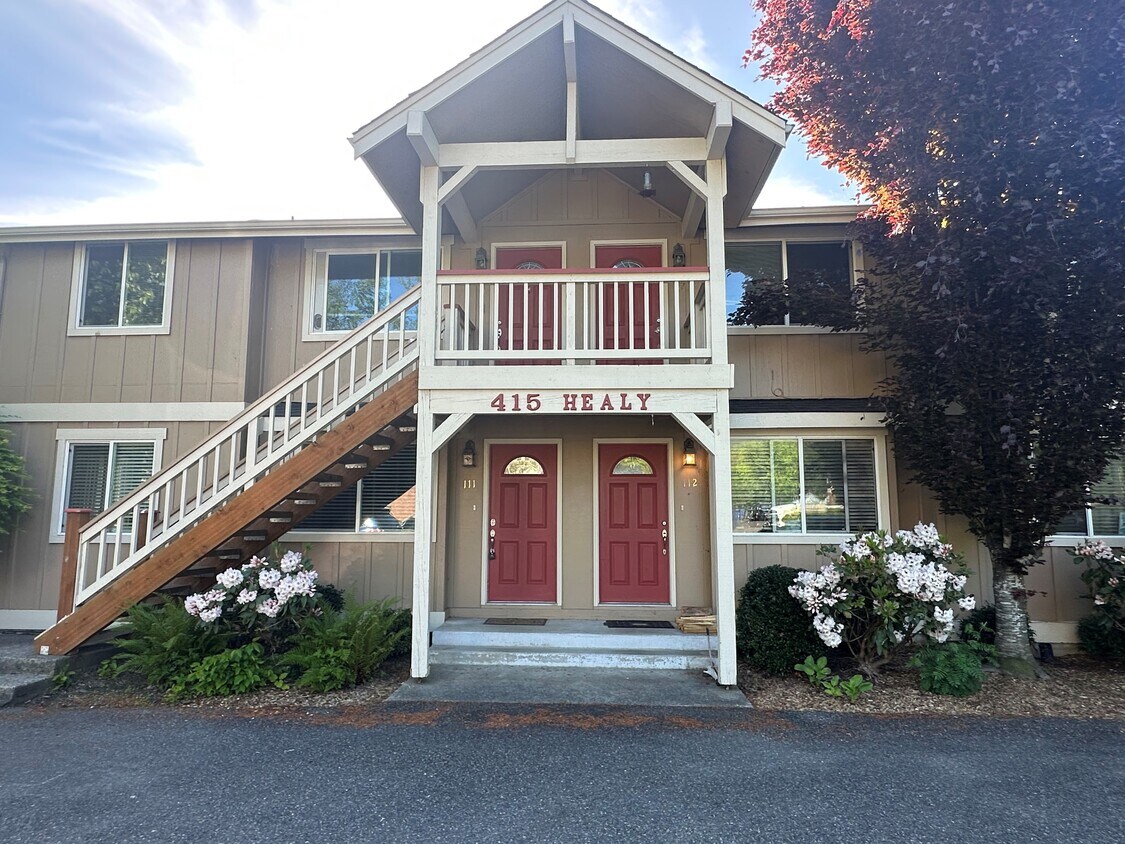 Foto principal - 415 Healy Ave S
