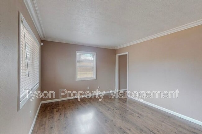 Foto del edificio - 2707 Adams St NE