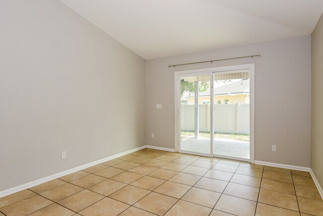 Foto del edificio - 2691 Salt Lake Dr