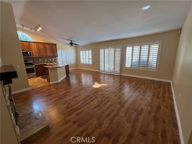 Building Photo - 2664 W La Morada Dr