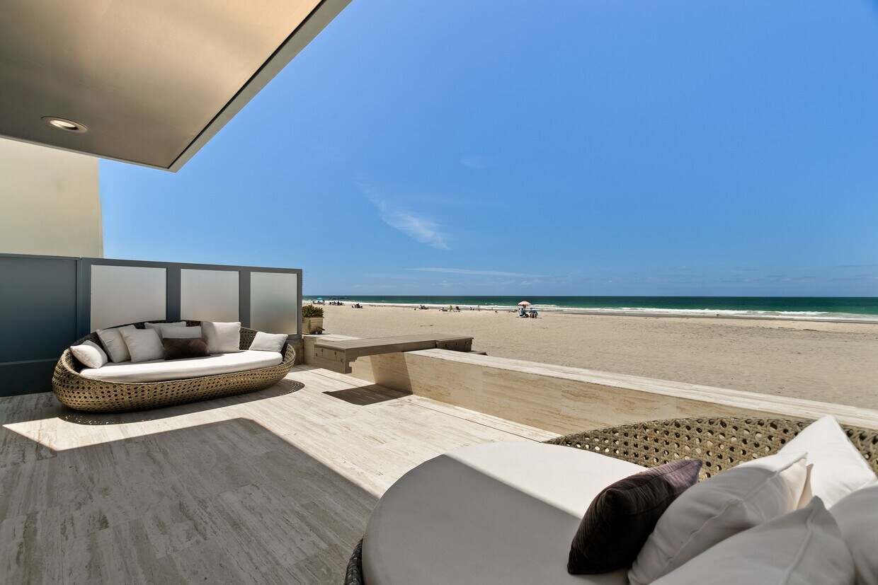 Foto del edificio - 2606 Ocean Front