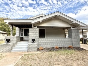 Building Photo - 328 I St SW