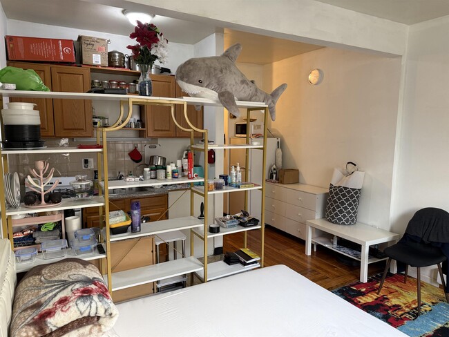 Building Photo - 2700 John F. Kennedy Blvd