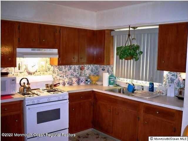 Building Photo - 313 St Vincent Ct