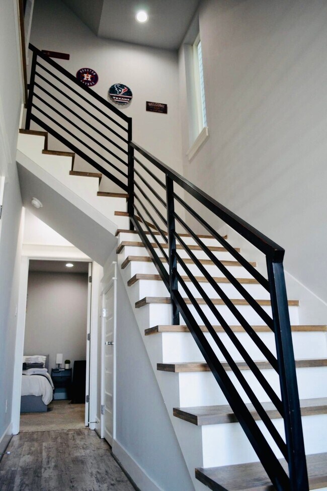 Foto del edificio - 3304 Cline St