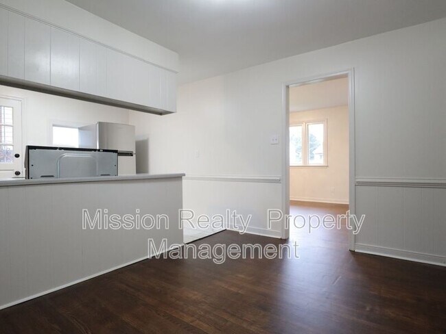 Foto del edificio - 618 Tarpley Rd