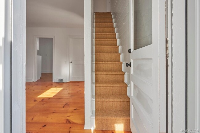 Foto del edificio - 16 Oak St