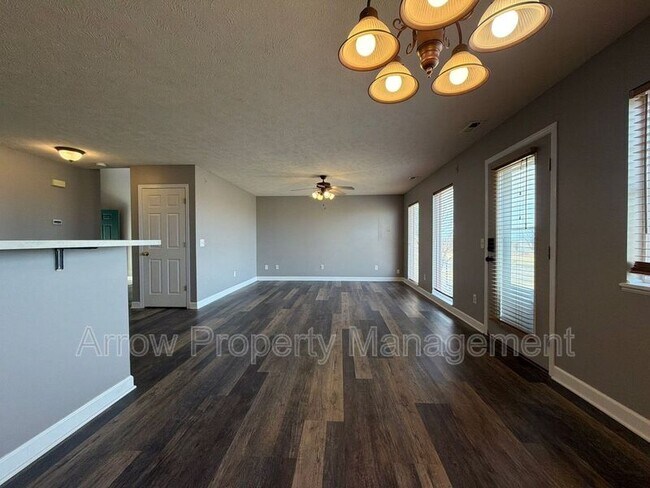 Foto del edificio - 5749 NW 14th St