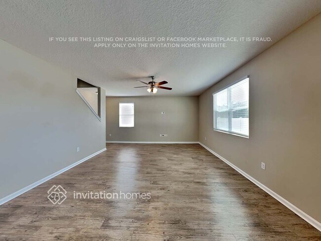 Foto del edificio - 3421 Canyon Falls Dr