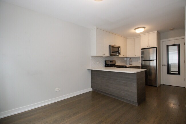 Foto del edificio - 5960 N Winthrop Ave