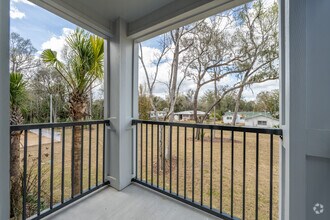 3BR, 2BA - 1,064SF - Balcony - Fox Pointe