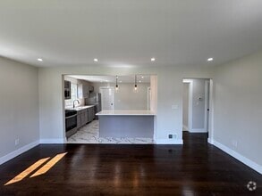 Building Photo - 1471 Frances Ln