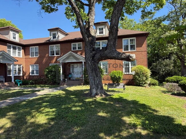 Building Photo - 353 Highland Ave SW