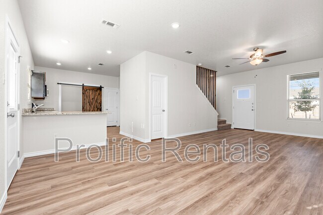 Building Photo - 106 Levi Ct