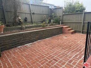 Building Photo - 3755 Radburn Dr