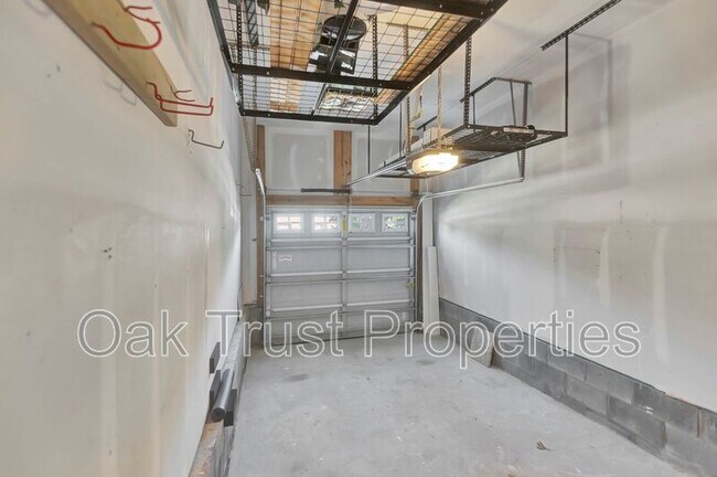 Building Photo - 1135 St Pauls Parrish Ln