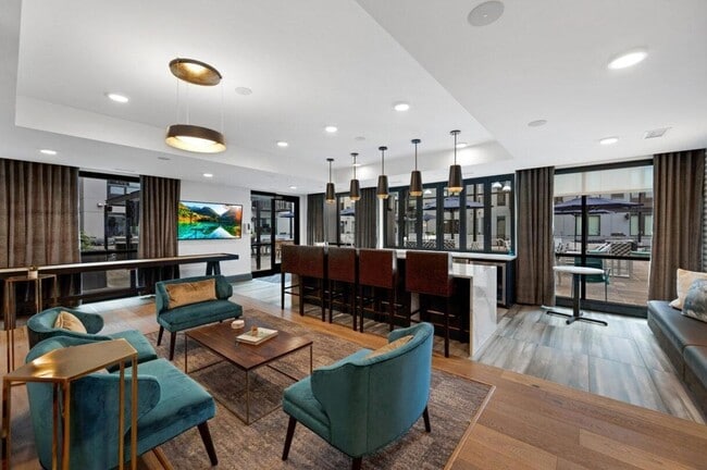 Foto del edificio - 5220 Eden Ave