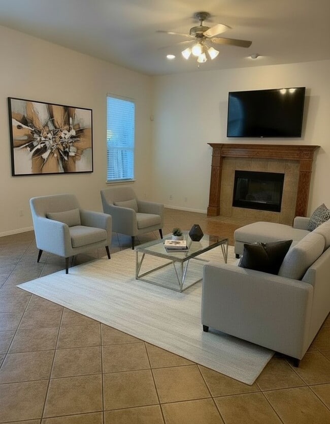 Building Photo - 1904 W 42nd St