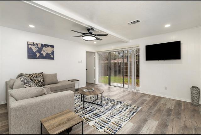 Building Photo - 2135 Fleur De Lis Ct