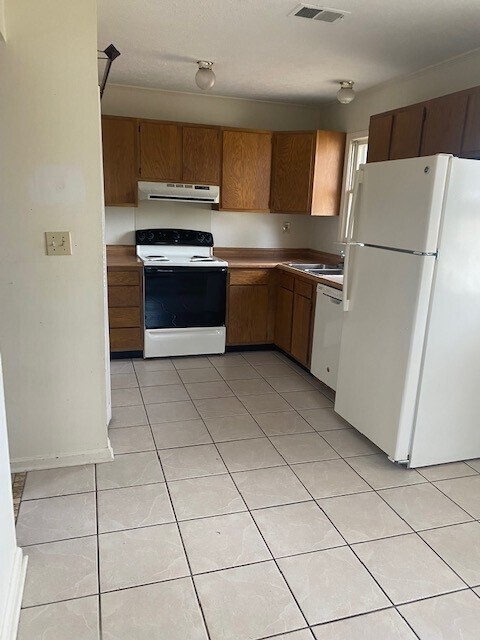Foto del edificio - 6804 Reelfoot Lake Ct