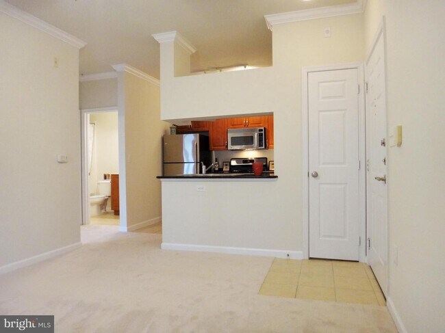Building Photo - 12921 Centre Park Cir