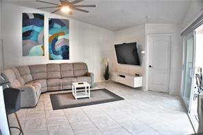 Foto del edificio - 6437 Stone River Rd