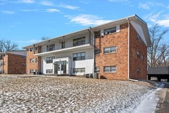 Building Photo - 117 S Elder Ln