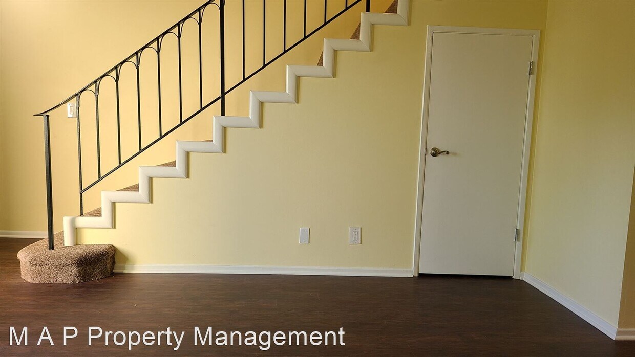 Foto principal - 2 br, 1.5 bath House - 8129 Fletcher Green