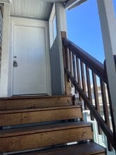 Building Photo - 1402 Winnie St