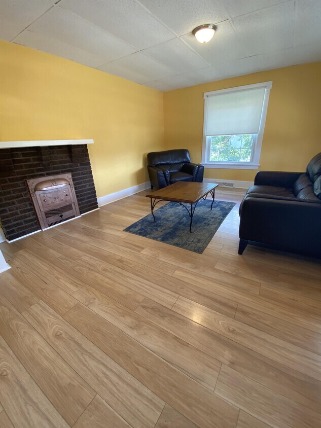 Foto principal - 1228 Oakland Ave