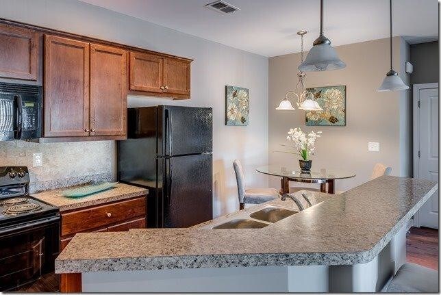 Foto del edificio - 4112 Reserve Rd