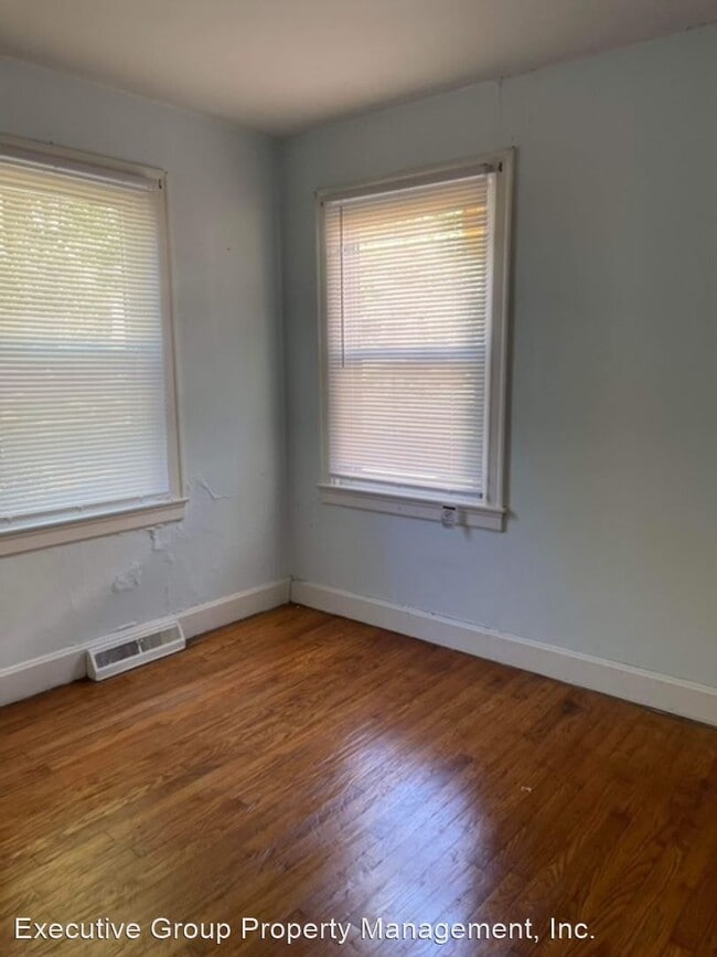 Building Photo - 3 br, 2 bath House - 611 Cherrywood Dr.