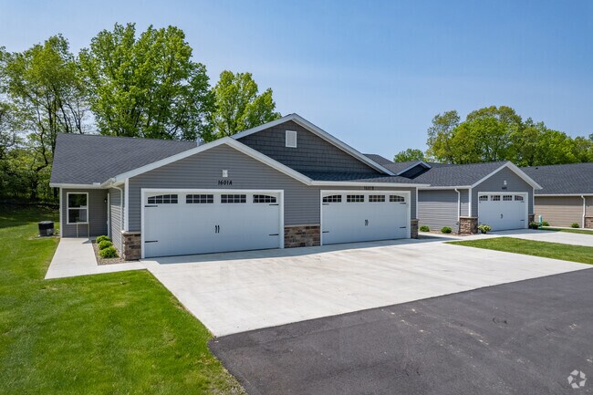 Foto del edificio - Villas at Franklin