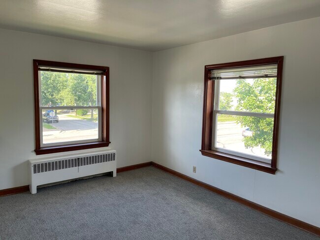 Foto del edificio - 5605 W Lincoln Ave