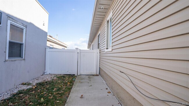 Foto del edificio - 4001 Broadway