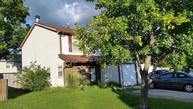 Building Photo - 304 Walnut Cir