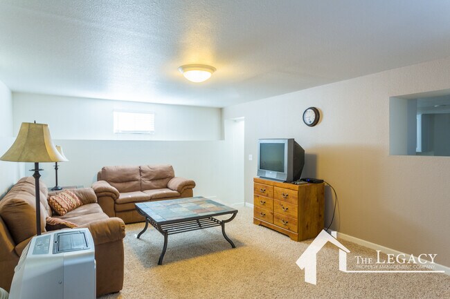 Foto del edificio - 1203 E 5th St