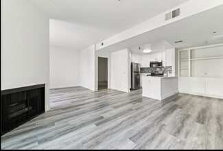 Building Photo - Kenmore Towers
