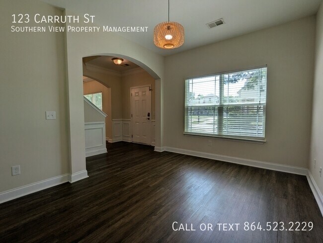 Foto del edificio - 123 Carruth St