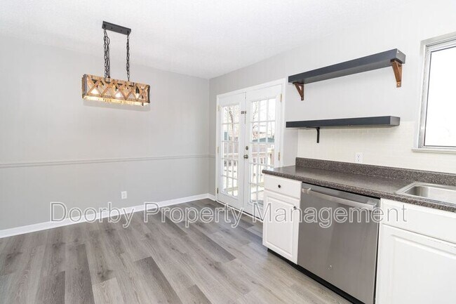 Building Photo - 2983 E Freedom Cir