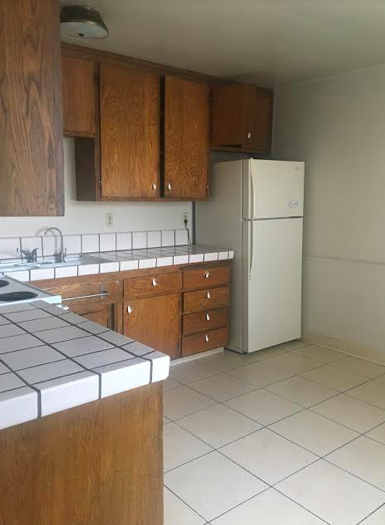 Building Photo - 663 Begonia Way