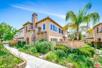 Building Photo - 23904 Calle Del Sol Dr